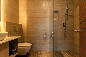 Uma Residence & Suites