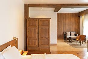 Uma Residence & Suites