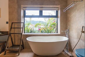 Uma Residence & Suites