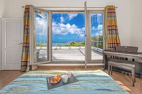 Villa Sea View