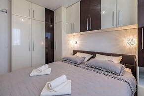 Amigo 2-Bedroom Luxury Suite - Seaview