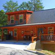 Pigeon Forge I Hot tub I Theatre I Walk to Parkway