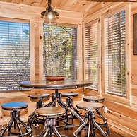 Pigeon Forge I Hot tub I Theatre I Walk to Parkway