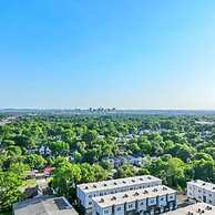 Spacious 4BR Minutes From Broadway- Sleeps 14