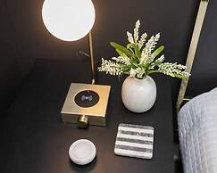 Spacious 4BR Minutes From Broadway- Sleeps 14