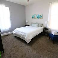 Windsor Park Pad apt 2 min to Mass Ave With AC