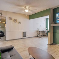 Artistic 1BR - APT - Near Downtown Mass Ave