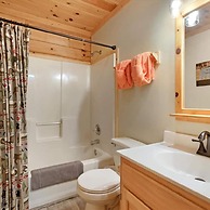 Minutes to Parkway I Pigeon Forge Sleeps 14 5BR