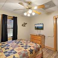 Minutes to Parkway I Pigeon Forge Sleeps 14 5BR