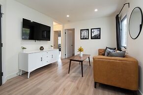 Fun 5BR House Near DTLA