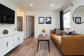 Fun 5BR House Near DTLA