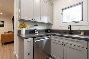 Fun 5BR House Near DTLA