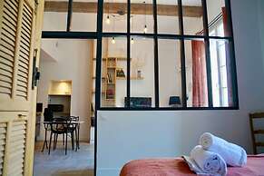 Home Chic Home Les Suites de La Comédie