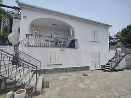 Strada Delle Colline 9 by Tempovacanza