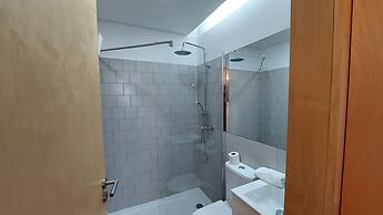 Downtown Charming by Vacationy