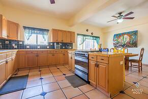 Cozy Stay 2 blocks from the beach