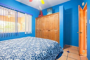Cozy Stay 2 blocks from the beach