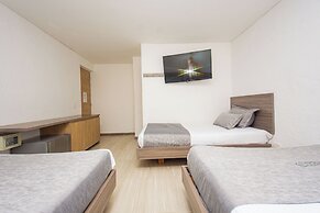 Novus Laureles