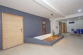 Novus Laureles