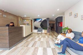 Novus Laureles