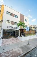 Novus Laureles