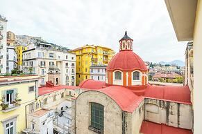 Colonna Classic Style Apartment