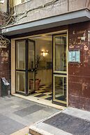 Colonna Classic Style Apartment