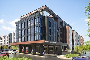 Courtyard By Marriott Brookfield At Poplar Creek