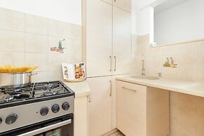 Piastowska Apartment Gdańsk by Renters
