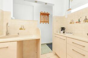 Piastowska Apartment Gdańsk by Renters