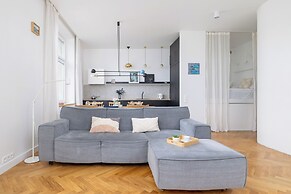 Family Apartment in Center by Renters