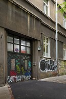 Family Apartment in Center by Renters