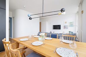 Family Apartment in Center by Renters