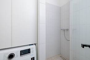 Family Apartment in Center by Renters