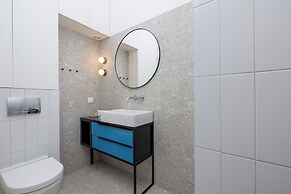 Family Apartment in Center by Renters