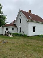 Meta Goldin Farmhouse - Meadow!