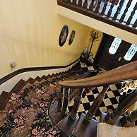 1873 Victorian Rose B & B