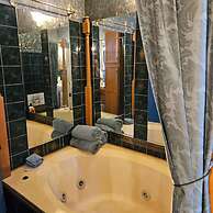 1873 Victorian Rose B & B