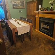 1873 Victorian Rose B & B