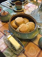 1873 Victorian Rose B & B