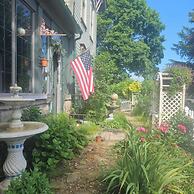 1873 Victorian Rose B & B