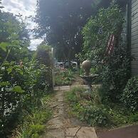 1873 Victorian Rose B & B