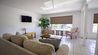 Banana Peel Lodge