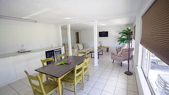 Banana Peel Lodge