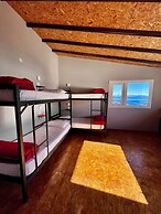 Moving Hostel Travel Bar