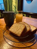 Moving Hostel Travel Bar