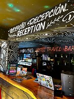 Moving Hostel Travel Bar