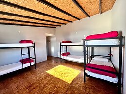 Moving Hostel Travel Bar