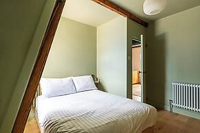 Trendy Southwark Apartment