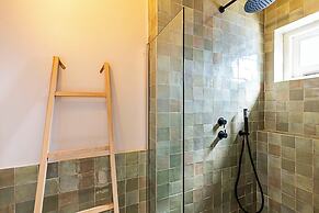 Trendy Southwark Apartment